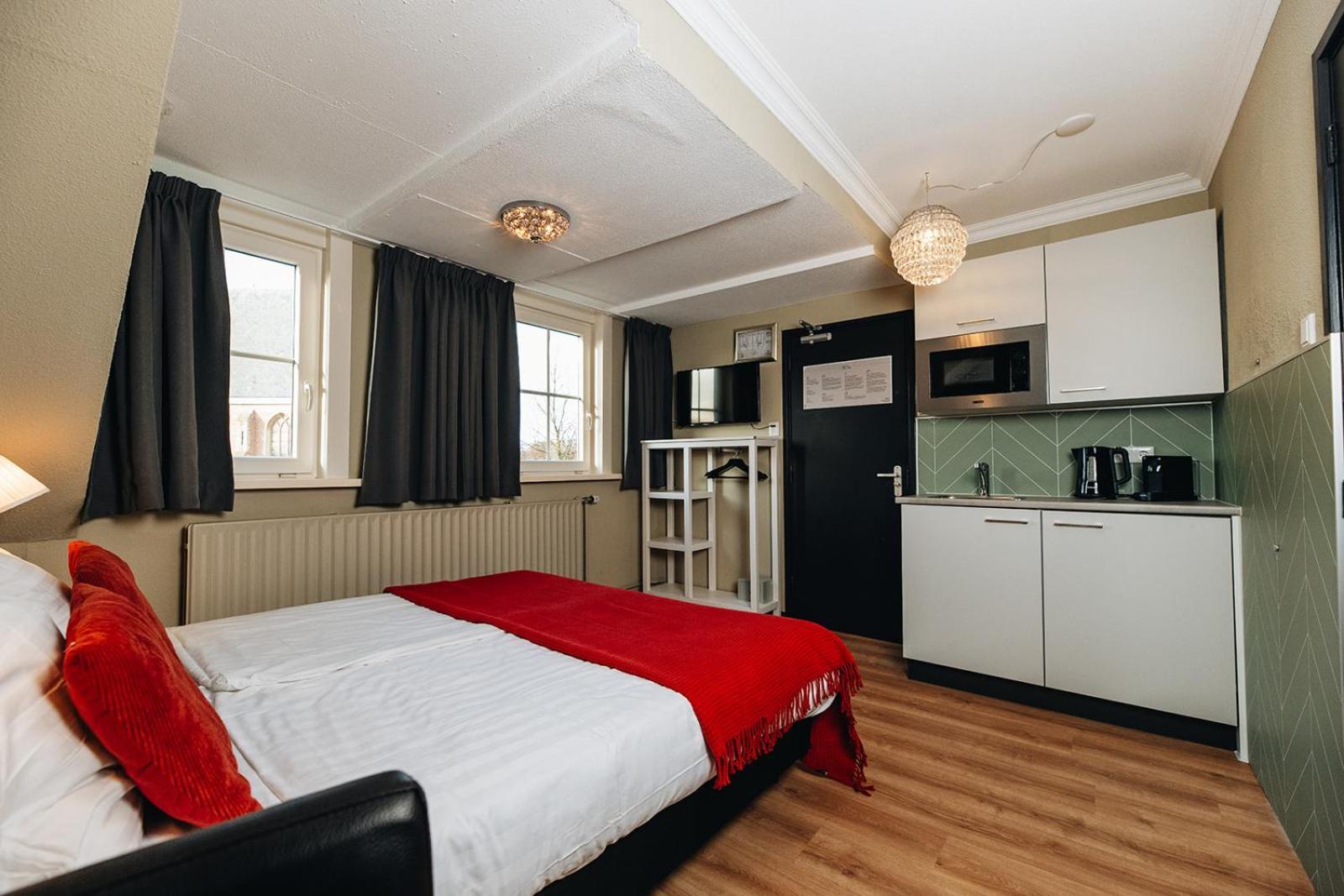 Hotel Ренессе Экстерьер фото