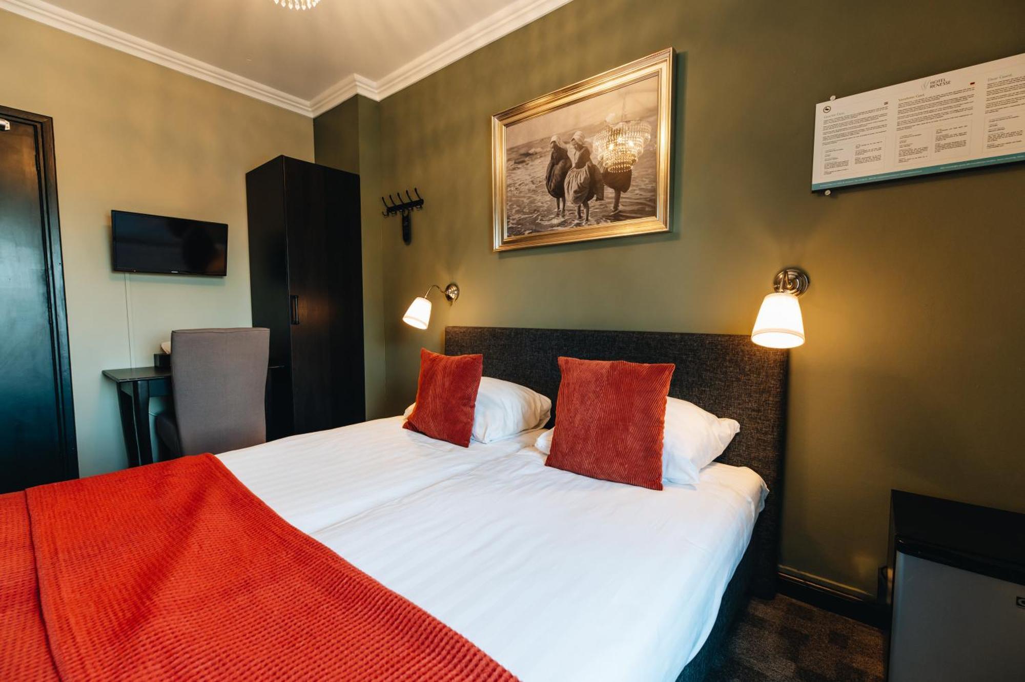 Hotel Ренессе Экстерьер фото