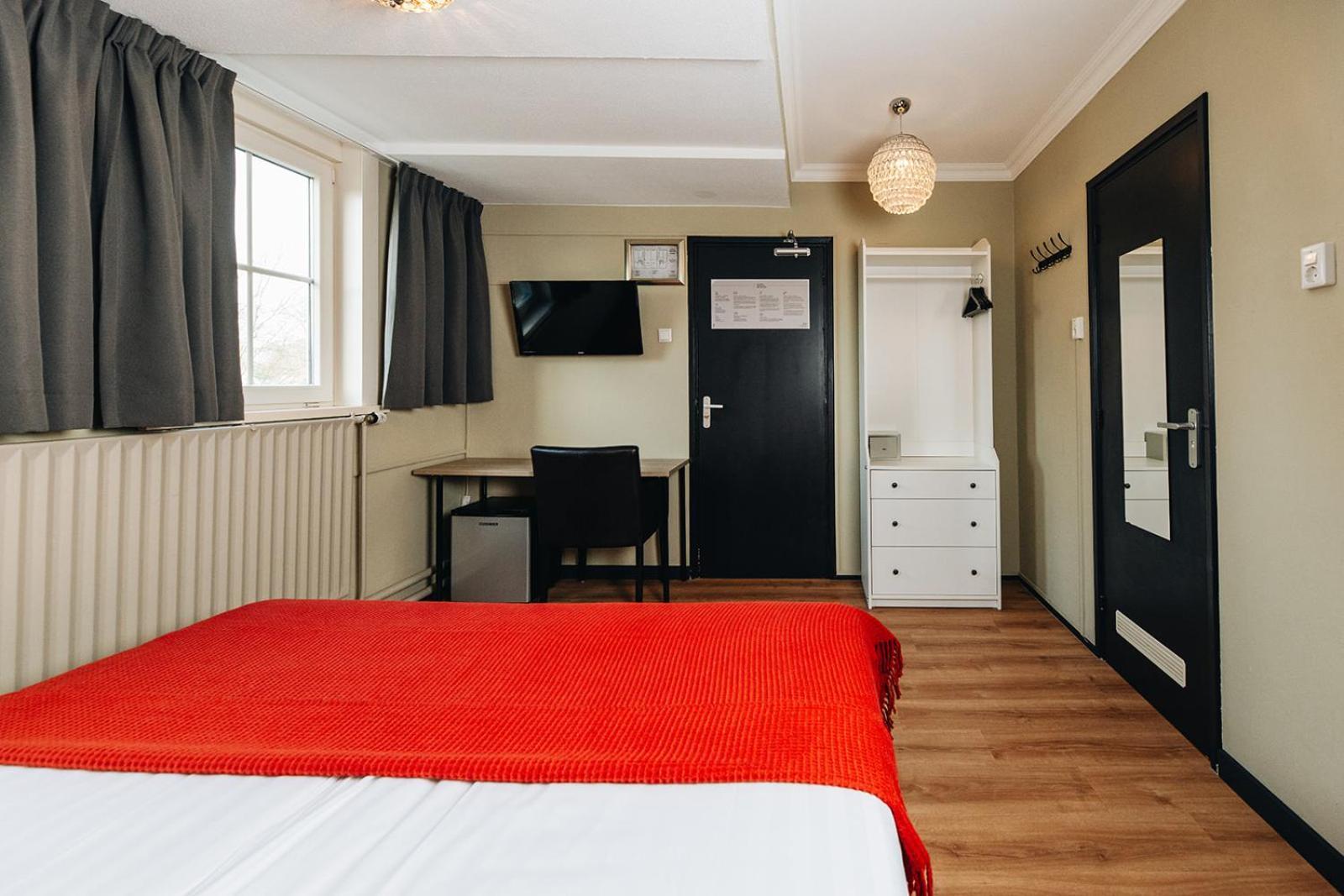 Hotel Ренессе Экстерьер фото